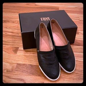 Frye Melanie slip on